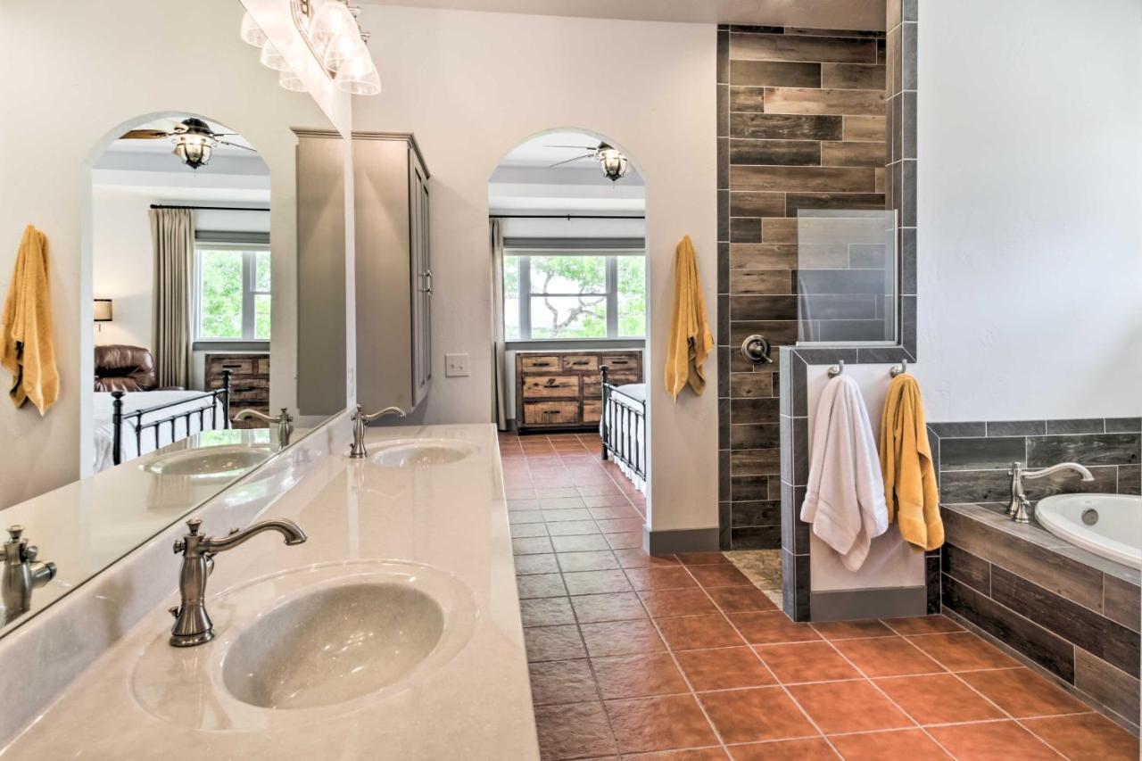 Ladera Wimberley Estate On 13 Acres With Hot Tub Villa Bagian luar foto